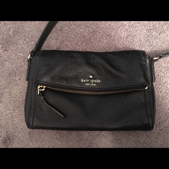 kate spade Handbags - Kate Spade Black Cross Body Bag